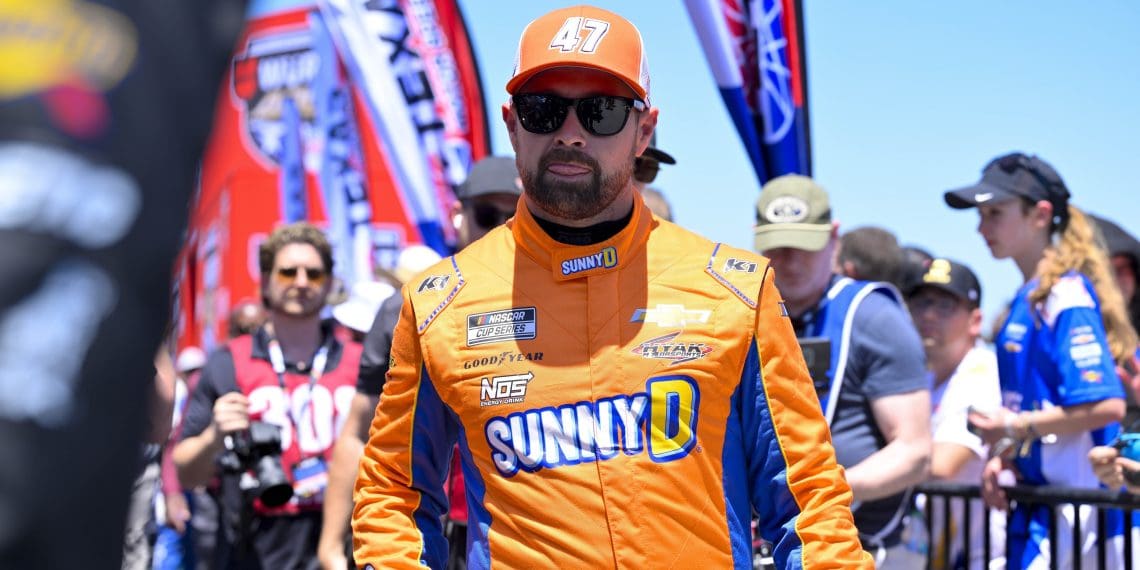 Ricky Stenhouse Jr.’s Audacious Quest for $1,000,000 NASCAR All-Star Race Glory Unleashed