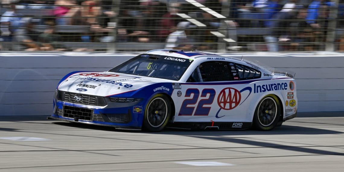 Joey Logano’s Explosive Feud with Chipper Jones: The Final “Dagger” Unveiled