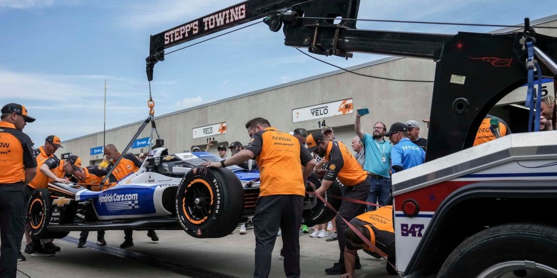 Kyle Larson’s High-Speed IndyCar Nightmare: Fans Unleash Fury Over Humiliating Crashes