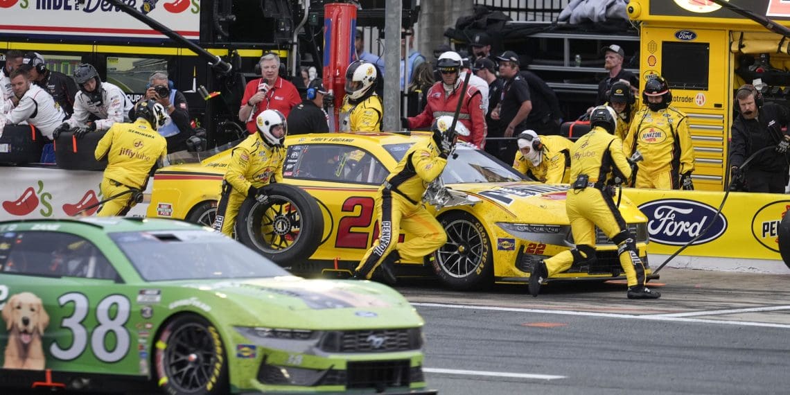 Joey Logano’s Epic Mental Showdown in Heart-Pounding NASCAR Coca-Cola 600 Battle