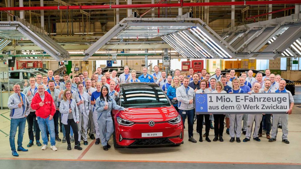 VW já produziu um milhão de veículos 100% elétricos