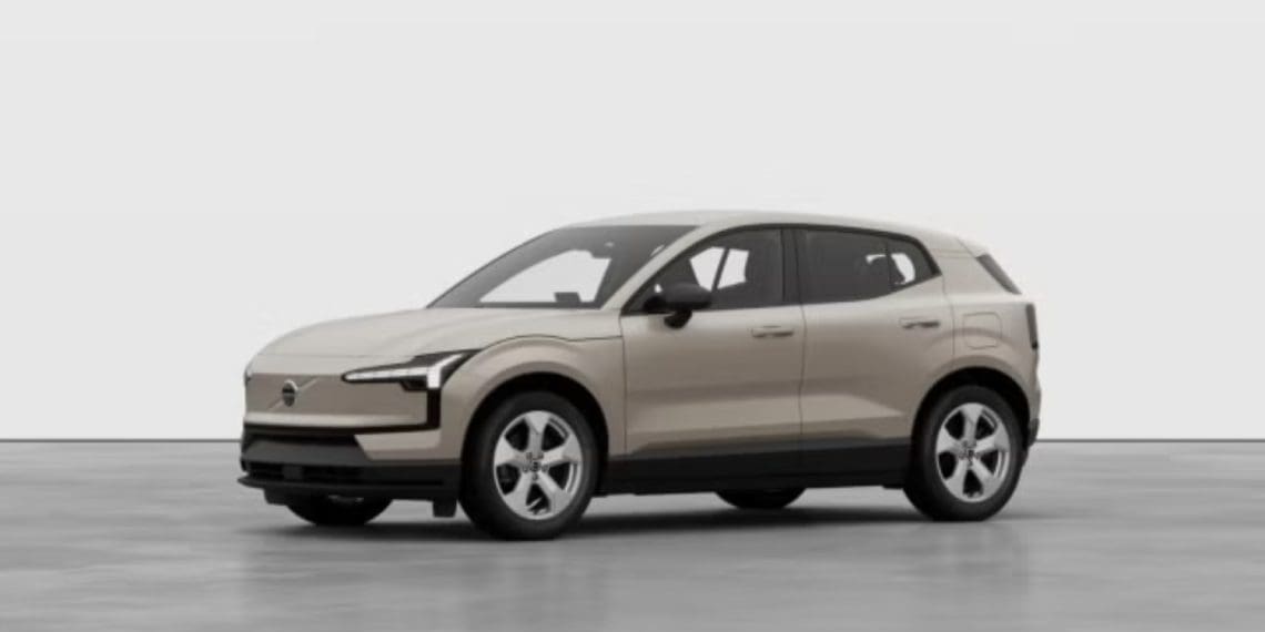Volvo EX30 ganha nova versão Essential