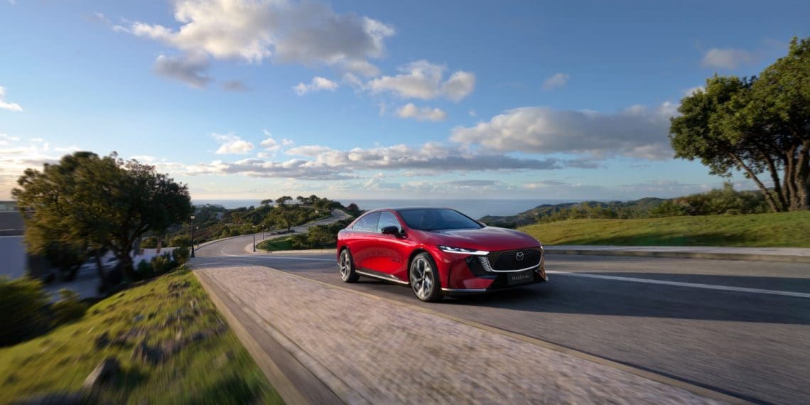 Já conhecemos o novo Mazda 6e que chega em setembro
