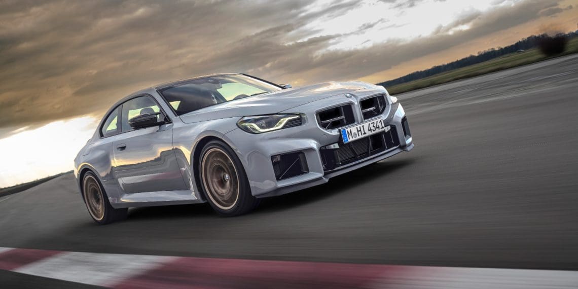 Novo BMW M2 CS eleva o desempenho desportivo com 530 cv