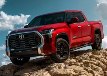 Toyota chama às oficinas nos EUA mais 440 mil unidades da pick-up Tundra