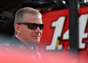 Jeff Burton Ignites Fiery Rally Cry Against NASCAR In-Season Tournament Underestimation