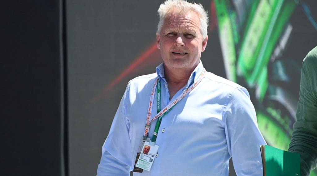Johnny Herbert asserts Red Bull reigns supreme in F1 strategy despite McLaren’s rise