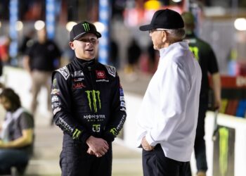 Ty Gibbs Roars as Top Winless Contender in NASCAR Championship Battle