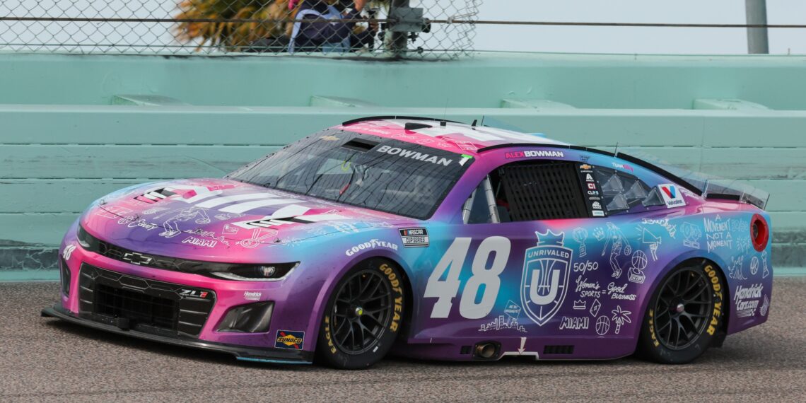 Alex Bowman’s Heroic Triumph Through Pain in Mexico City Cup Series