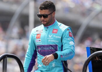 Bubba Wallace’s Spotter Roasts Denny Hamlin in Epic Michigan Showdown