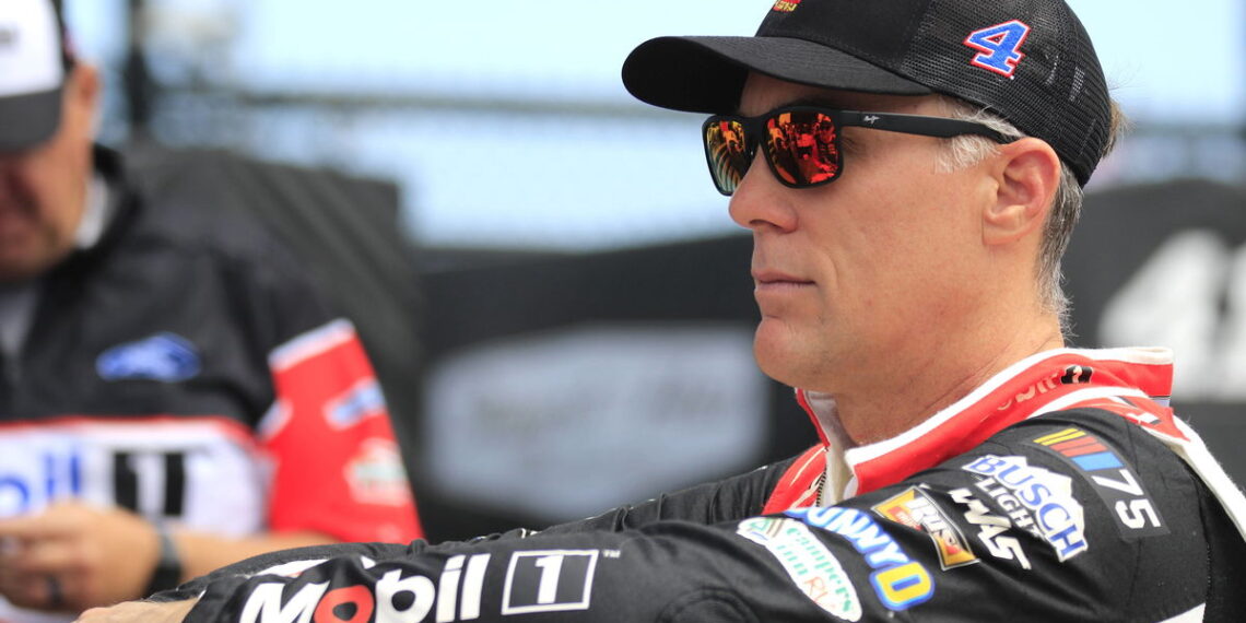 Kevin Harvick Blames Brad Keselowski for Pocono Pit Road Blunder