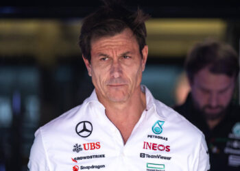 Toto Wolff: George Russell’s Mercedes Contract Drama Unfolds Amid Intense Media Speculation