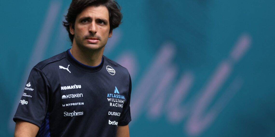 Carlos Sainz Proves Critics Wrong Amid Lewis Hamilton’s Ferrari F1 Struggles