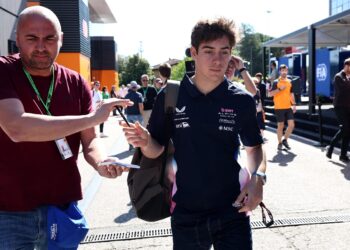 Franco Colapinto falters as Flavio Briatore eyes Sergio Perez for Alpine revival