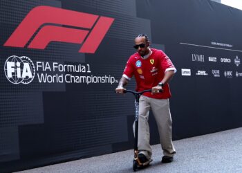Lewis Hamilton’s Ferrari Fate Hangs in Balance: Sainz Unveils High-Stakes Drama