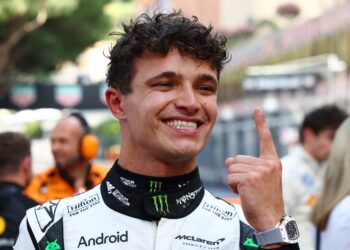 Lando Norris Emerges as Frontrunner in 2025 F1 World Championship Duel