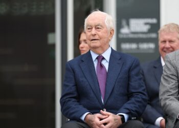 $18.7 Billion Rival Threatens Roger Penske’s Indy 500 Crown in Dramatic Showdown