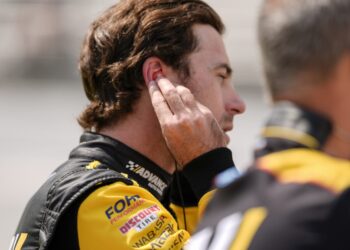 Ryan Blaney Silences Racing Community’s Radio Speculation with Explosive Revelation