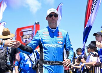 Denny Hamlin Shocking Revelation Unveils Decades-Long Tumultuous Relationship with NASCAR Fans