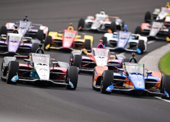 New IndyCar Debut Delayed to 2028: Fans Aflame as Racing Revolution Paused