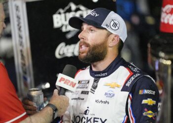 Ross Chastain Ignites NASCAR Rivalry With SVG in Mexico City Triumph