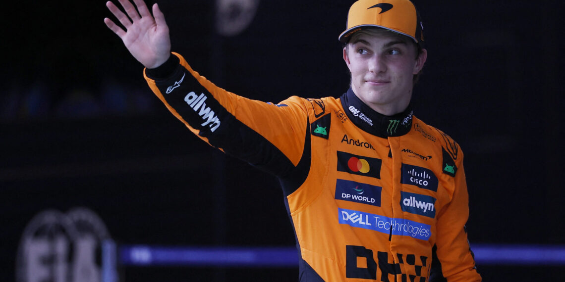 Oscar Piastri leads Austrian GP showdown after dramatic clash with Lando Norris