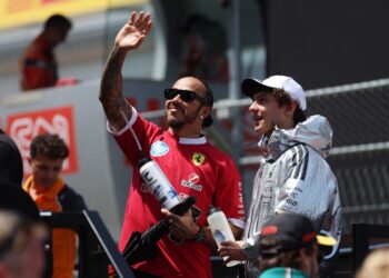 Lewis Hamilton’s ‚Habits‘ Spark ‚Brutal‘ Ferrari Clash: Isack Hadjar Sheds Light