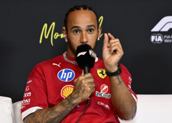 Hamilton Defends Vasseur Amid ‘Nonsense’ Firing Reports, Labels Claims as Baseless