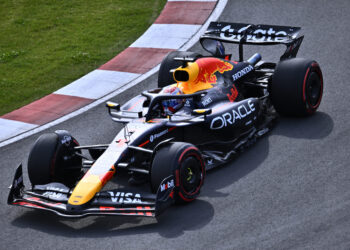 Max Verstappen’s Contract Drama at Mercedes Unleashes F1’s Royal Rumors