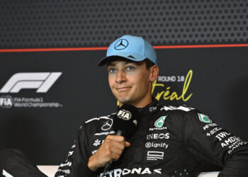 George Russell Slams Lewis Hamilton’s Ferrari F1 Struggles as “Counterproductive”