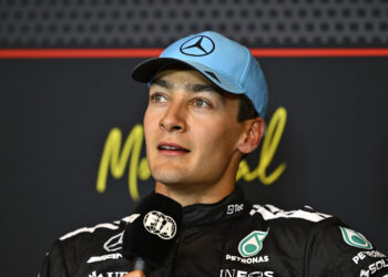 Juan Pablo Montoya Urges Mercedes to Secure George Russell Amid Red Bull Threat