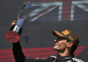 George Russell: “McLaren’s Déjà Vu – Button-Hamilton 2011 Recurrence in Canada 2025!