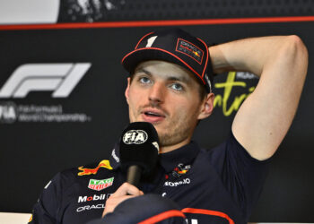 Max Verstappen Warns George Russell: “Don’t Fall for His Tricks”
