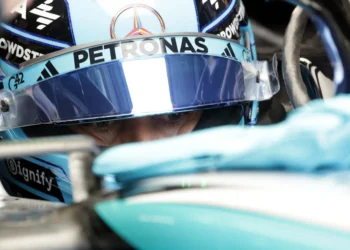 George Russell Reigns Supreme in F1 Austrian GP First Practice Scalping Verstappen