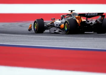 Oscar Piastri Rejects McLaren Favoritism, Insists on Fair Play with Lando Norris