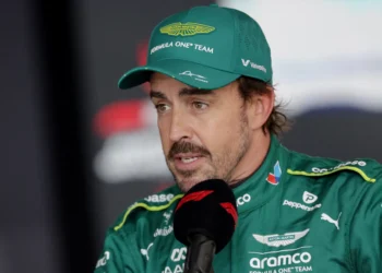 Fernando Alonso Sparks Alpine Reunion Drama with Briatore in F1 Silly Season
