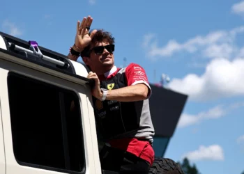 Charles Leclerc: F1 Austria Showdown Spells Strategic Dilemma with McLaren – High Stakes!