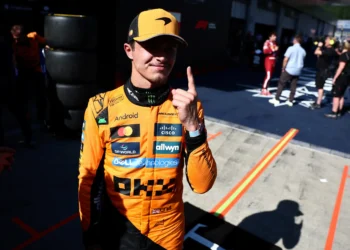 Lando Norris poised to conquer Silverstone, challenge Piastri in intense F1 clash