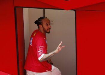 Lewis Hamilton’s Ferrari Nightmare: Alonso’s Shocking Verdict and Future Predictions