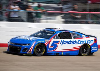 Kyle Larson Champions Expanding NASCAR Podium Celebrations Beyond Mexico City