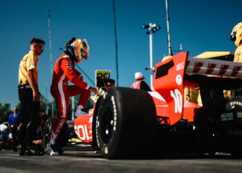 Alex Palou Dominates Chaotic IndyCar Battle at Road America
