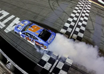 Chase Elliott Reigns Victorious in Epic Showdown at EchoPark Speedway