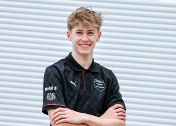Elia Weiss to Make History as Youngest Formula E Car Tester for Porsche