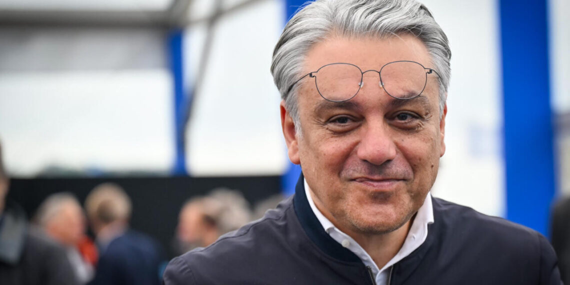 Luca de Meo’s Shocking Resignation Throws Alpine F1 Future into Turmoil