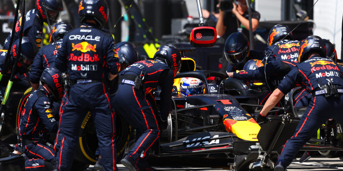 Max Verstappen’s F1 Future: Contract Clauses, Russell’s Ambition, and Alonso’s Intrigues