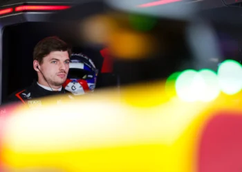 Max Verstappen Dominates: Fierce Battles, Tire Strategies, and Race Schedules