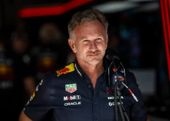 Max Verstappen Battles Mercedes Rumors: Horner Defends Red Bull Contract Clarity