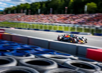 Max Verstappen Struggles in Austrian GP Qualifying, Faces Dramatic Battle from 7th Grid