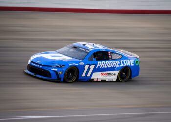 Denny Hamlin Reigns Supreme as 2025 Championship Contender in NASCAR Drama