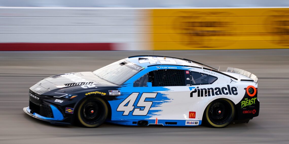 Tyler Reddick’s High-Stakes Battle in Rocky Mexico Run Raises Redemption Hopes